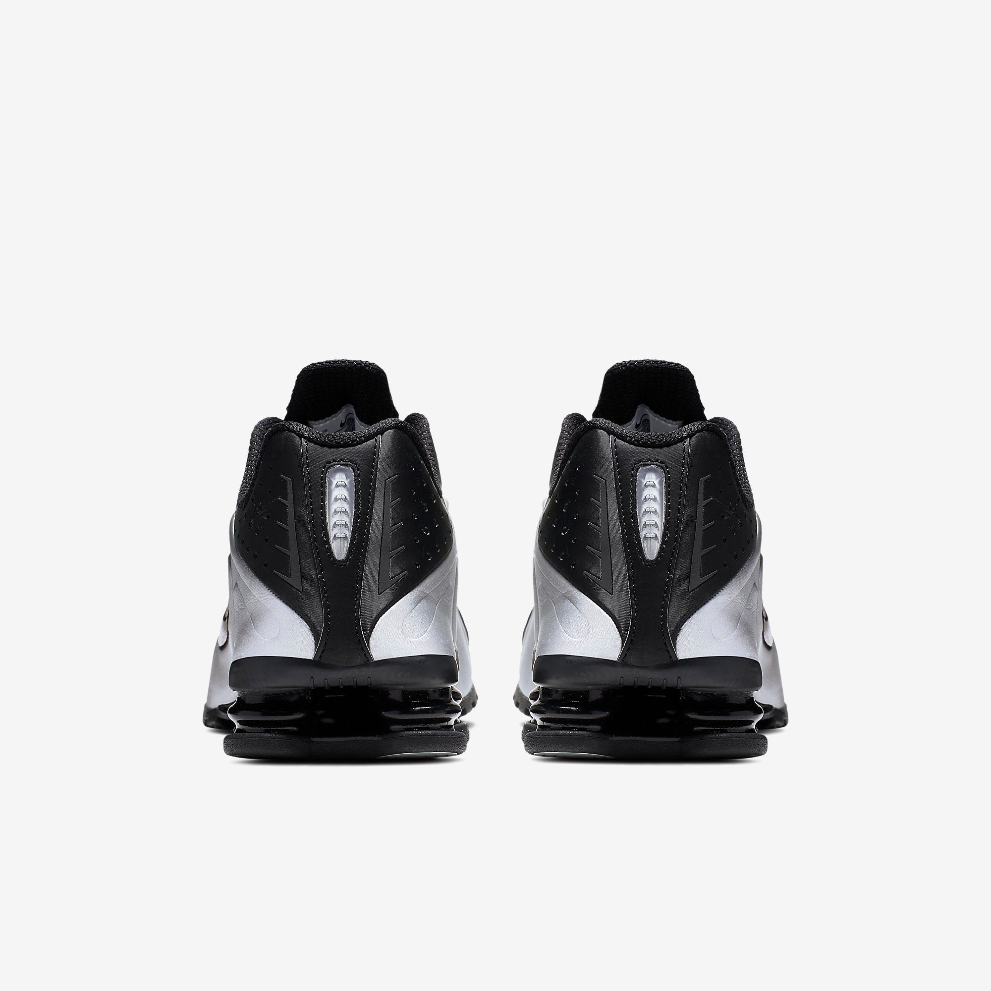 Nike Shox R4